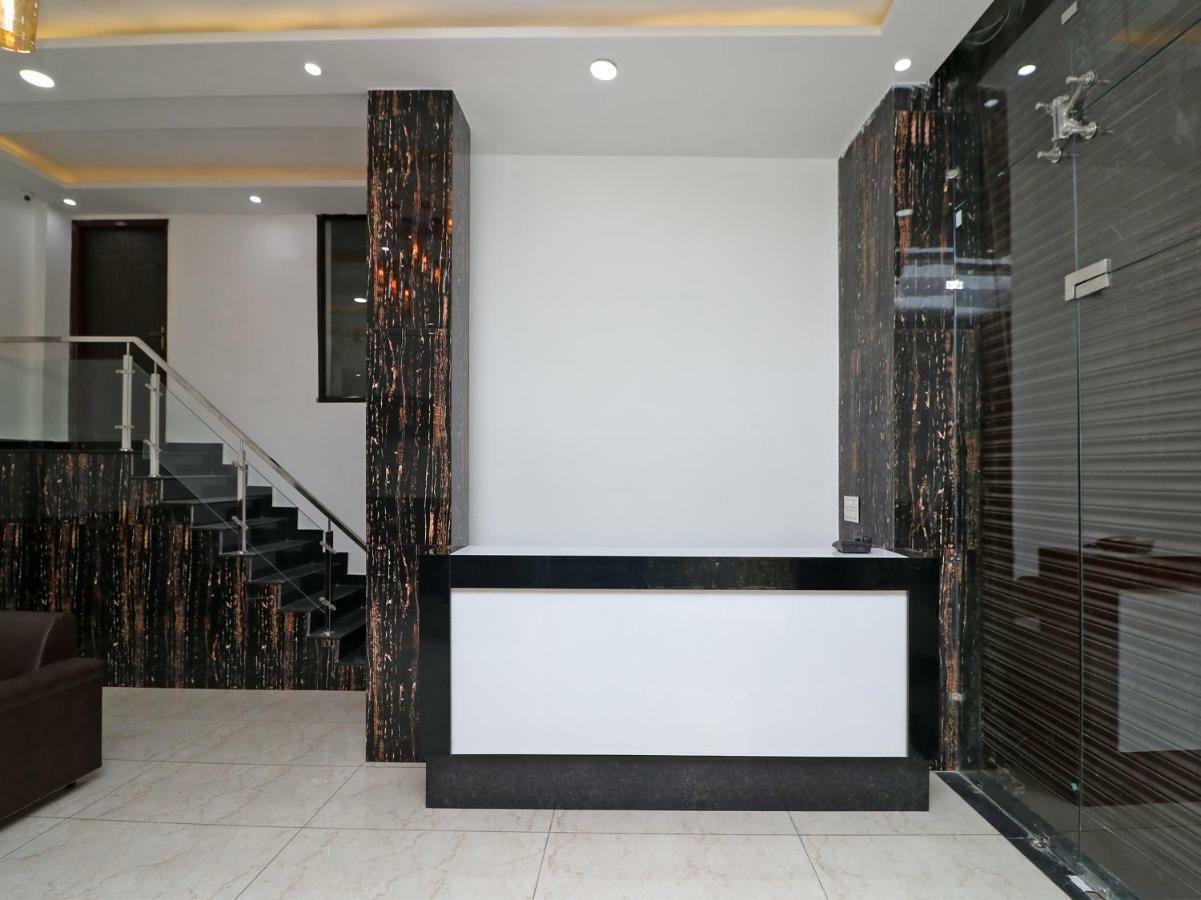 Oyo 29755 Hotel Jammu Airlines מראה חיצוני תמונה