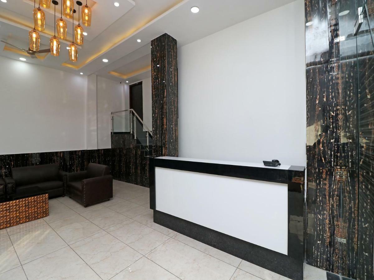 Oyo 29755 Hotel Jammu Airlines מראה חיצוני תמונה