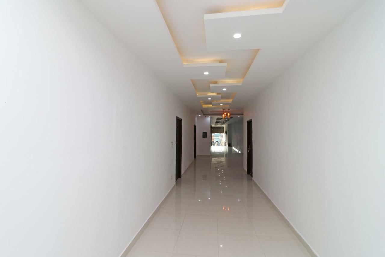 Oyo 29755 Hotel Jammu Airlines מראה חיצוני תמונה